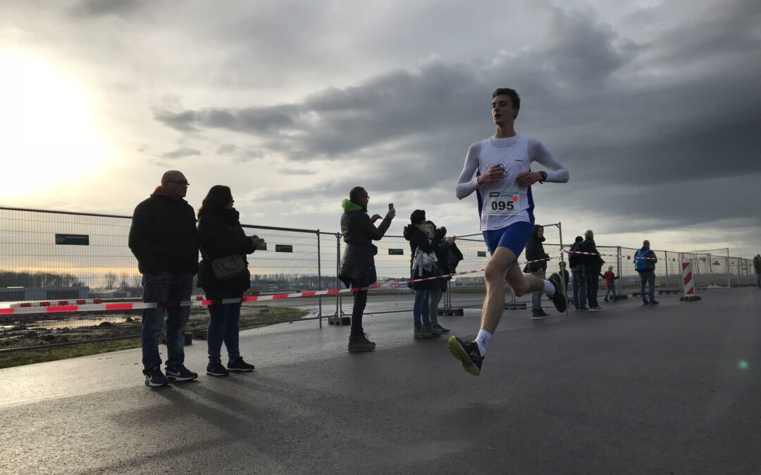 Succesvolle eerste editie hardloopwedstrijd Lelystad Airport