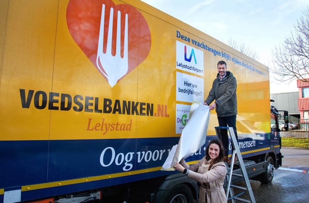 First sponsors on refrigerated truck Voedselbank Lelystad