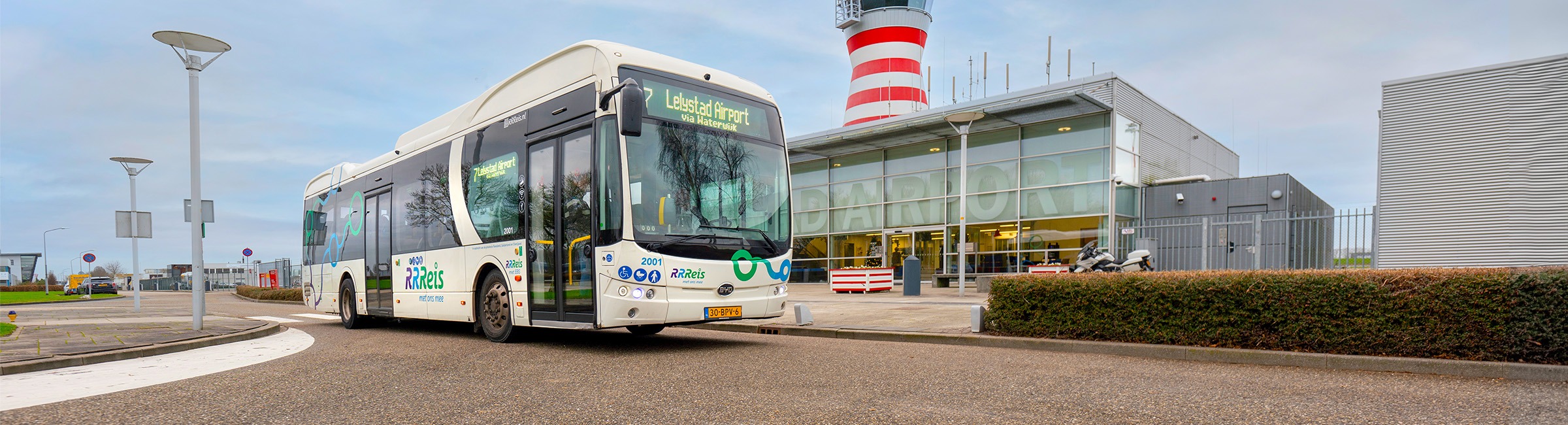 LA Lelystad Airport RRReis EBS EV Bus