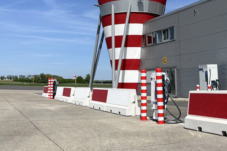 Laadplein voor elektrisch vliegen op Lelystad Airport