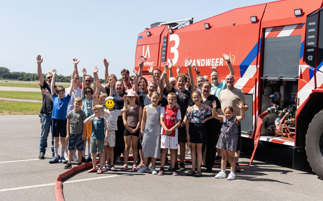 Lelystadse Uitdaging op bezoek bij de luchthavenbrandweer