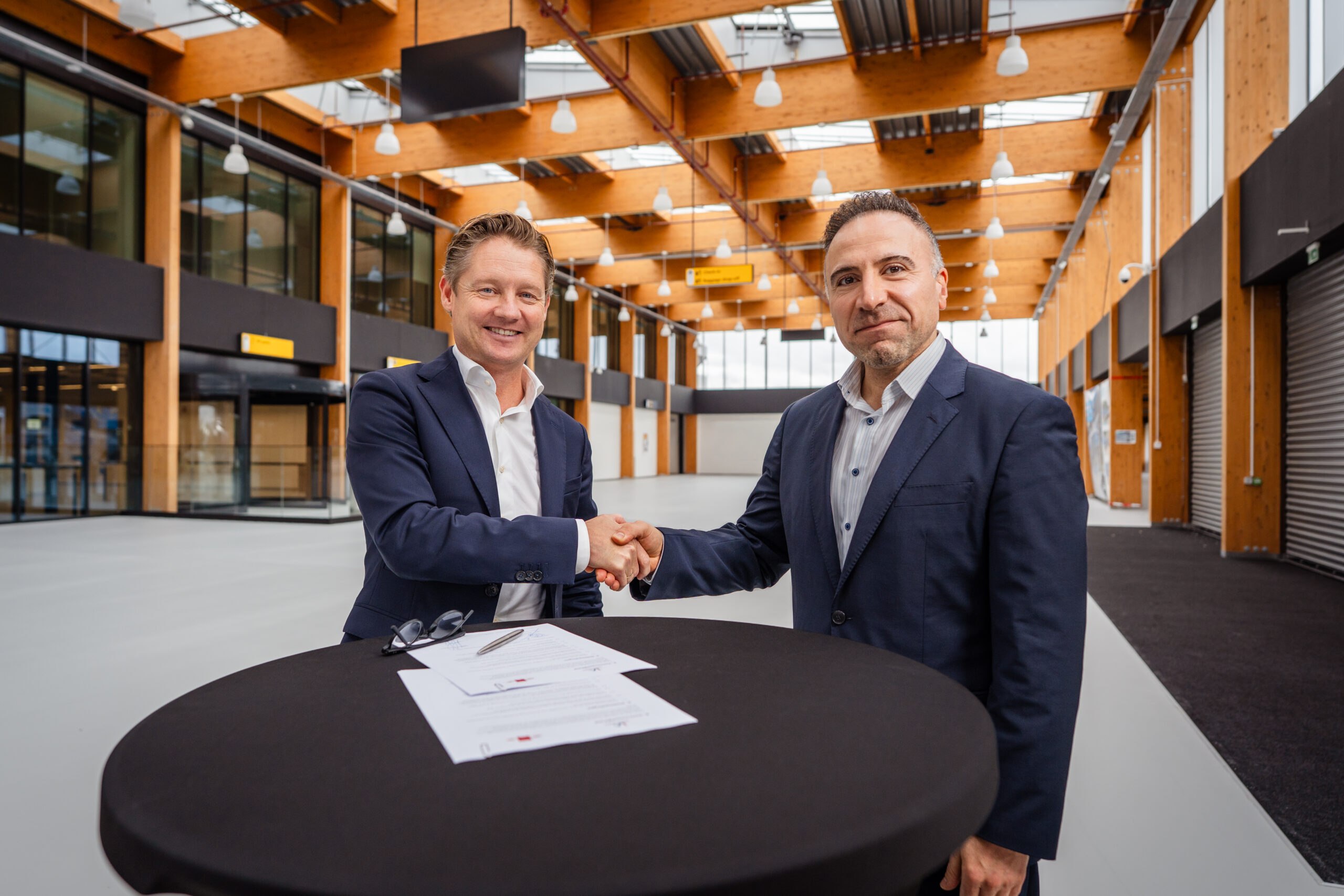 ROCvA x Lelystad Airport_Ondertekening-2